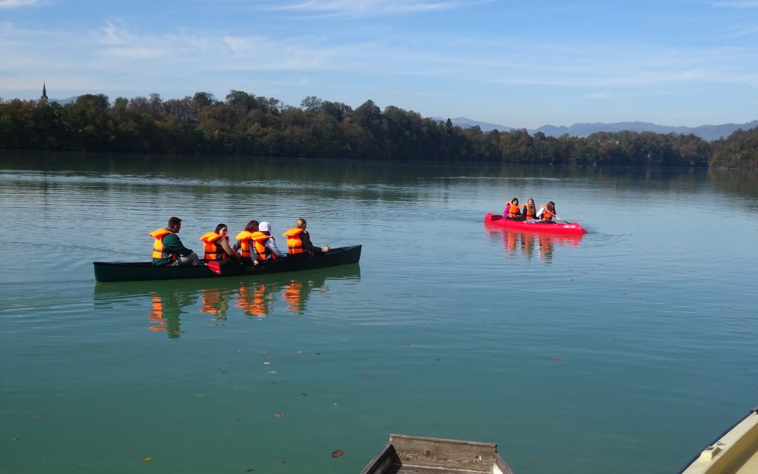 S kanuji na rekreacijo in naravoslovno raziskovanje na Trbojskem jezeru – 25.8.2023